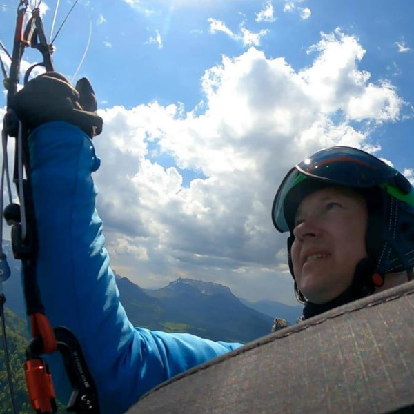 <br />
<b>Warning</b>:  Undefined property: stdClass::$image_introtext_alt in <b>/var/www/html/templates/up-paragliders/html/com_content/category/teampilots_item.php</b> on line <b>40</b><br />

